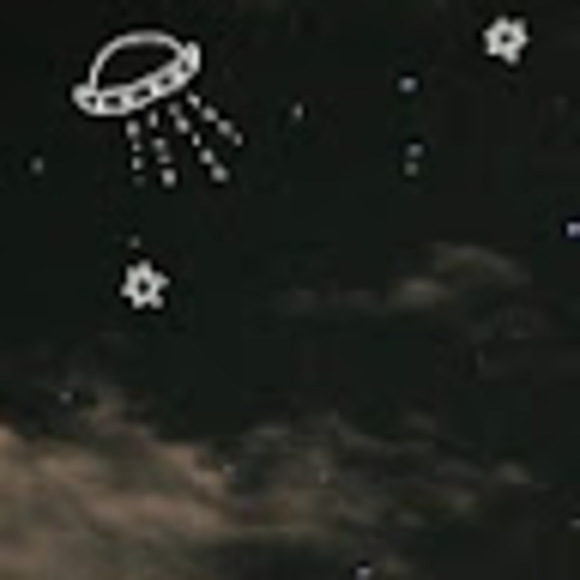 Meet your Posher, Cassandra - Picture 1 of 1